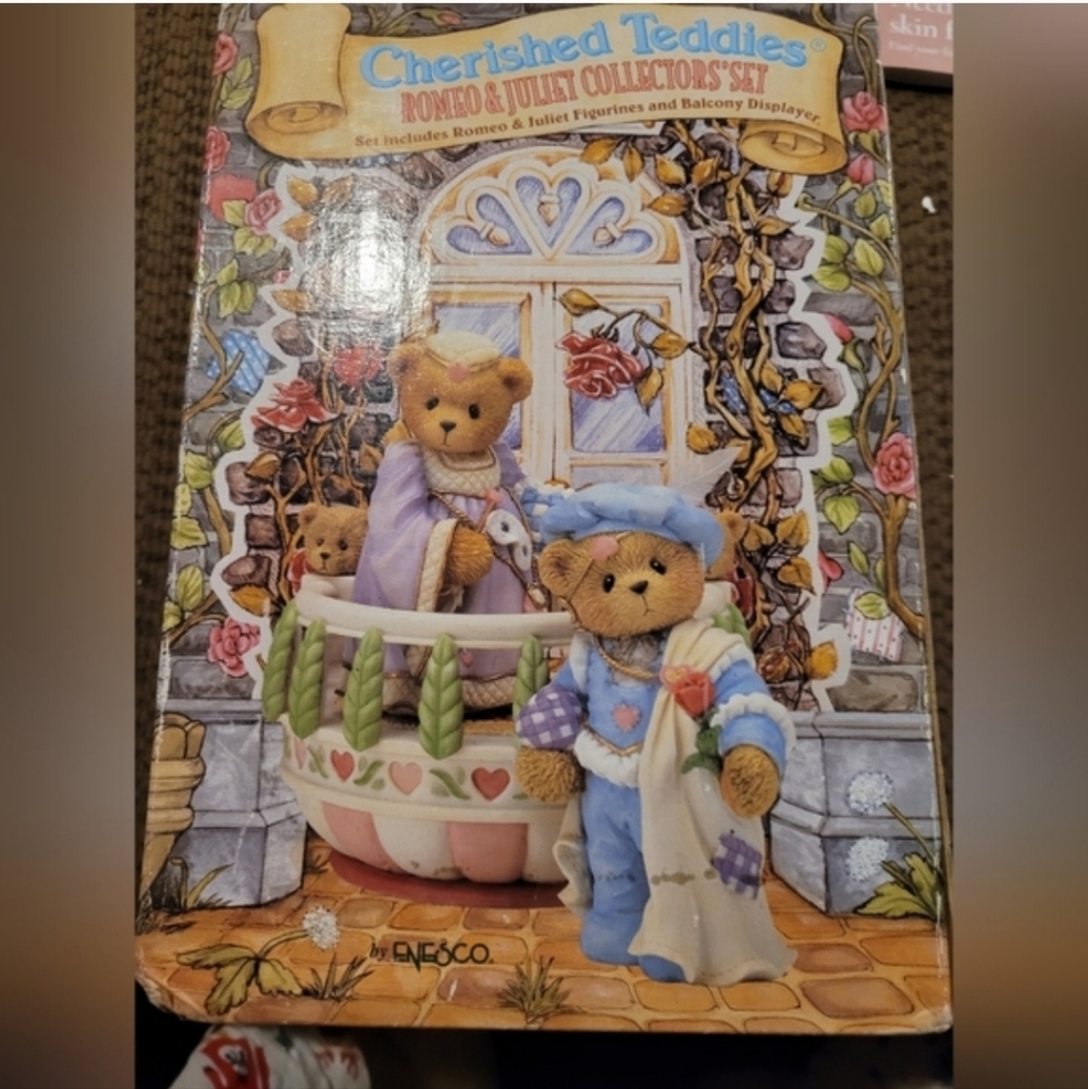 ROMEO & JULIET Cherished Teddies Set